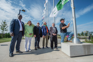Levée du drapeau franco-ontarien